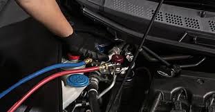 Detalhe das tubulações após instalar ar condicionado automotivo